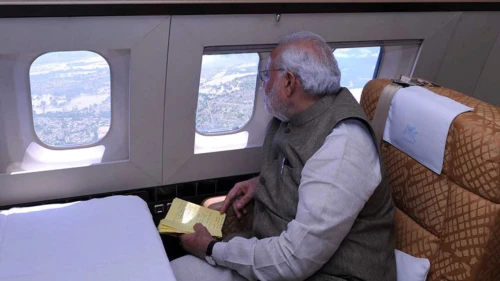 পাকিস্তানের আকাশে নরেন্দ্র মোদির ৪৬ মিনিট