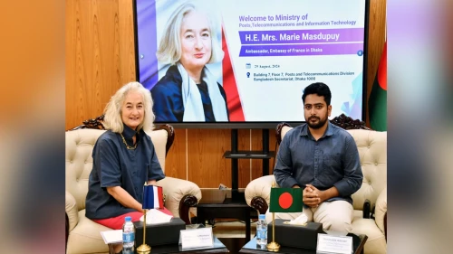 নাহিদের সঙ্গে ফরাসি রাষ্ট্রদূতের সাক্ষাৎ