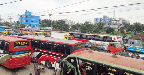 ঢাকা-টাঙ্গাইল ও ময়মনসিংহ মহাসড়ক অবরোধ শ্রমিকদের