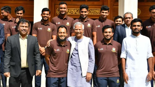 শান্তদের সংবর্ধনা দিলেন প্রধান উপদেষ্টা