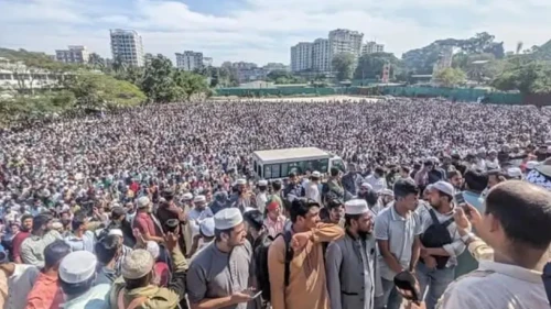 আইনজীবী আলিফের জানাজায় মানুষের ঢল