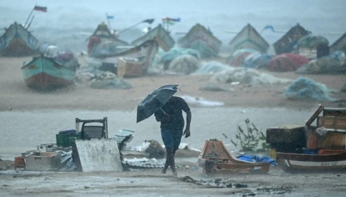 ঘূর্ণিঝড় ফিনজালের তাণ্ডবে নিহত ১৮
