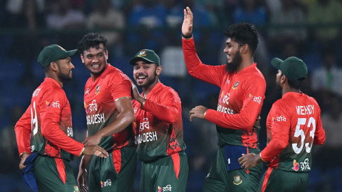 ওয়ানডে খেলতে বাংলাদেশ দল এখন সেন্ট কিটসে