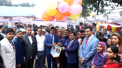 পাবনায় দশদিনব্যাপী বিসিক বিজয় মেলা শুরু