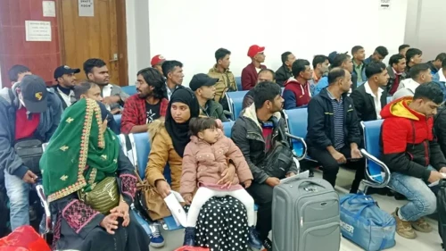 লেবানন থেকে ফিরলেন আরও ৮৫ বাংলাদেশি