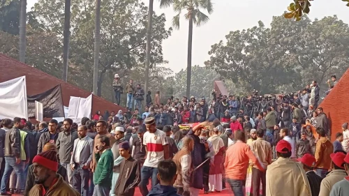 বুদ্ধিজীবী স্মৃতিসৌধে জনতার ঢল