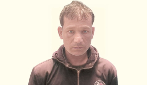 রাসিকের প্রধান নির্বাহীর কাছে চাঁদা চেয়ে হুমকি, একজন গ্রেফতার