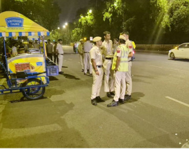 অবৈধ বাংলাদেশি ইস্যুতে উত্তপ্ত দিল্লি