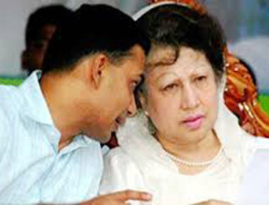 ‘নির্বাচনে অংশ নিতে খালেদা জিয়া-তারেক রহমানের আইনি বাধা নেই’