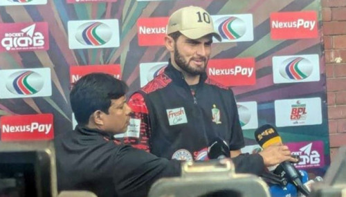 মিরপুরে পা রেখেই তাসকিন-নাহিদের গুণগান গাইলেন আফ্রিদি