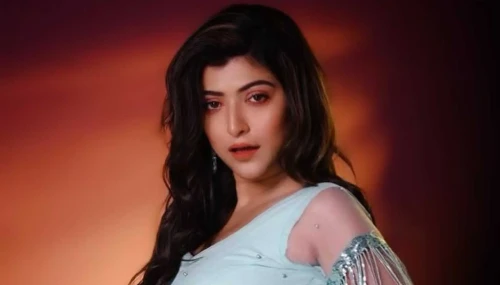 বিচ্ছেদের মাঝেই শাকিবের সিনেমায় রিয়া