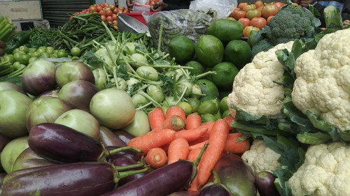 সবজির দামে ফিরেছে স্বাচ্ছন্দ্য