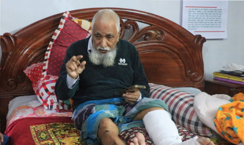 হামলাকারীদের বিরুদ্ধে মামলা করে নিরাপত্তাহীনতায় অবসরপ্রাপ্ত প্রকৌশলী