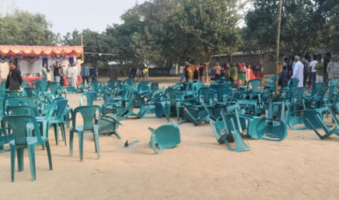 তানোরে বিএনপির দুপক্ষের সংঘর্ষ, ধাওয়া-পাল্টা ধাওয়ায় আহত ১৫