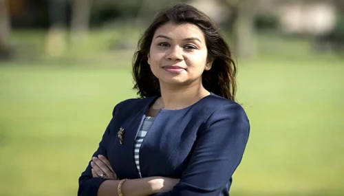 হাসিনাকে নিয়ে প্রশ্ন করায় অন্তঃসত্ত্বা সাংবাদিককে হুমকি দেন টিউলিপ!