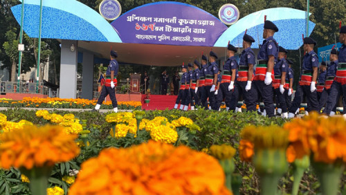 সারদায় অবশেষে প্রশিক্ষণ সমাপনী কুচকাওয়াজ হলো কনস্টেবলদের