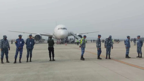 বিমানে বোমা ও বোমা সদৃশ কিছু পাওয়া যায়নি