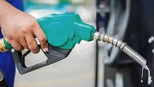 লিটারে একটাকা বাড়লো জ্বালানি তেলের দাম