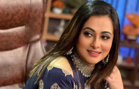 কী করছেন পূর্ণিমা