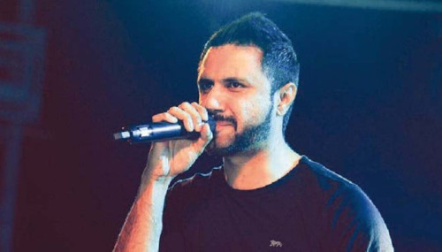 ১১ এপ্রিল ঢাকা মাতাবেন পাকিস্তানি শিল্পী মুস্তফা জাহিদ