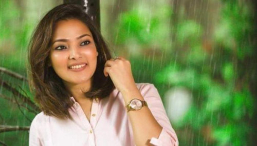 দুঃসংবাদ দিলেন সামিয়া আফরিন