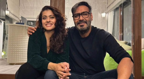 স্বামী অজয়কে শুভেচ্ছা জানিয়ে যা বললেন কাজল