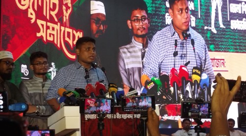 আইন উপদেষ্টার কাছে যে প্রশ্নের জবাব চাইলেন হাসনাত