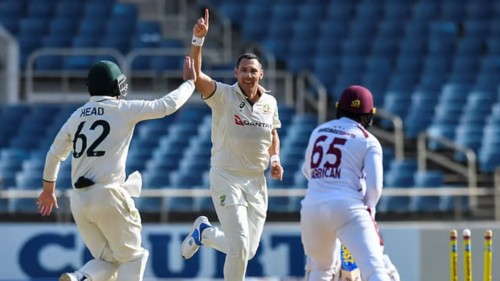 দ্বিতীয় সর্বনিম্ন রানের লজ্জা ওয়েস্ট ইন্ডিজের, স্টার্কের বিশ্ব রেকর্ড