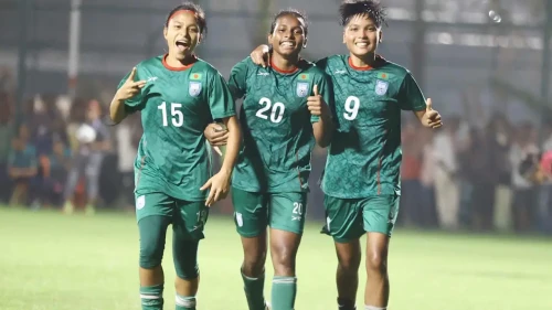 শান্তির হ্যাটট্রিকে দুই ভেন্যুর ম্যাচে বাংলাদেশের দুর্দান্ত জয়