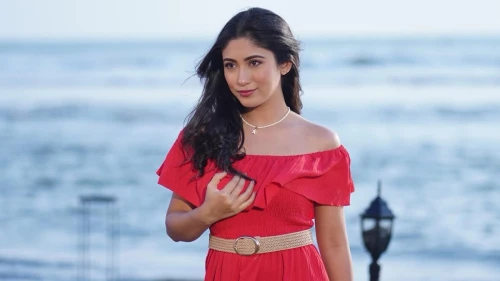 নতুন করে প্রেমে পড়ে যান সাফা কবির