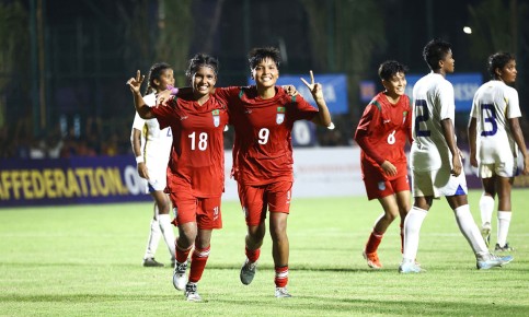 শ্রীলঙ্কার জালে বাঘিনীদের ৫ গোল