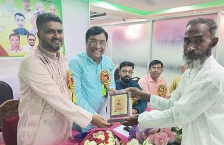 উৎসবমুখর পরিবেশে বগুড়া সদর দলিল লেখক সমিতির অভিষেক