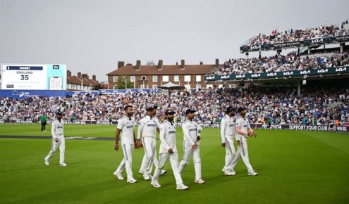 নাটকীয় রোমাঞ্চে জমে উঠেছে ওভাল টেস্ট