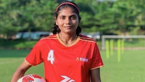 রাকসুর ছাত্রদল প্যানেলে প্রার্থী নারী ফুটবল দলের নার্গিস