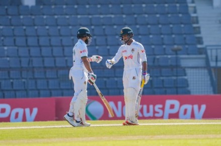 ৩ বছর ৭ মাস পর জয়ের সেঞ্চুরি, ২০০ পেরিয়ে বাংলাদেশ