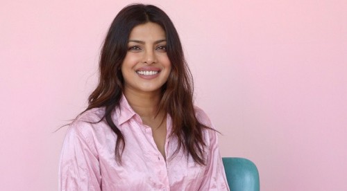 এক সিনেমার জন্য ৩০ কোটি নিচ্ছেন প্রিয়াঙ্কা!