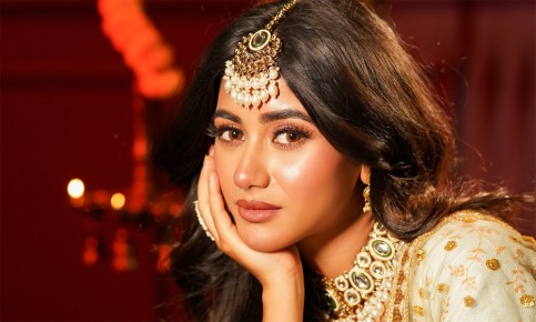 এবার বলিউডে প্রান্তিকা