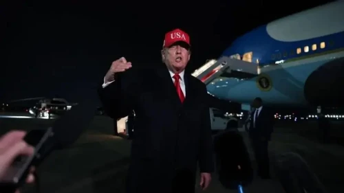 ইরানে আবার হামলা শুরুর কথা ভাবছেন ট্রাম্প