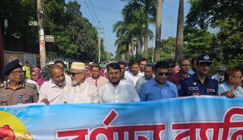 মহান মে দিবস উপলক্ষে রাজশাহীতে বর্ণাঢ্য র‍্যালি