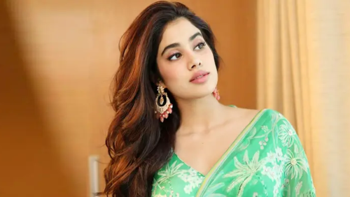 নিজের অন্ধকার অধ্যায়ের কথা জানালেন জাহ্নবী কাপুর