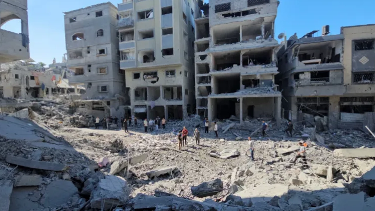 আবাসিক এলাকায় নির্বিচার গোলা বর্ষণ, আরও ৮৭ ফিলিস্তিনি নিহত