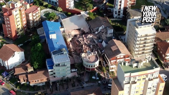 আর্জেন্টিনায় ধসে পড়ল ১০ তলা হোটেল