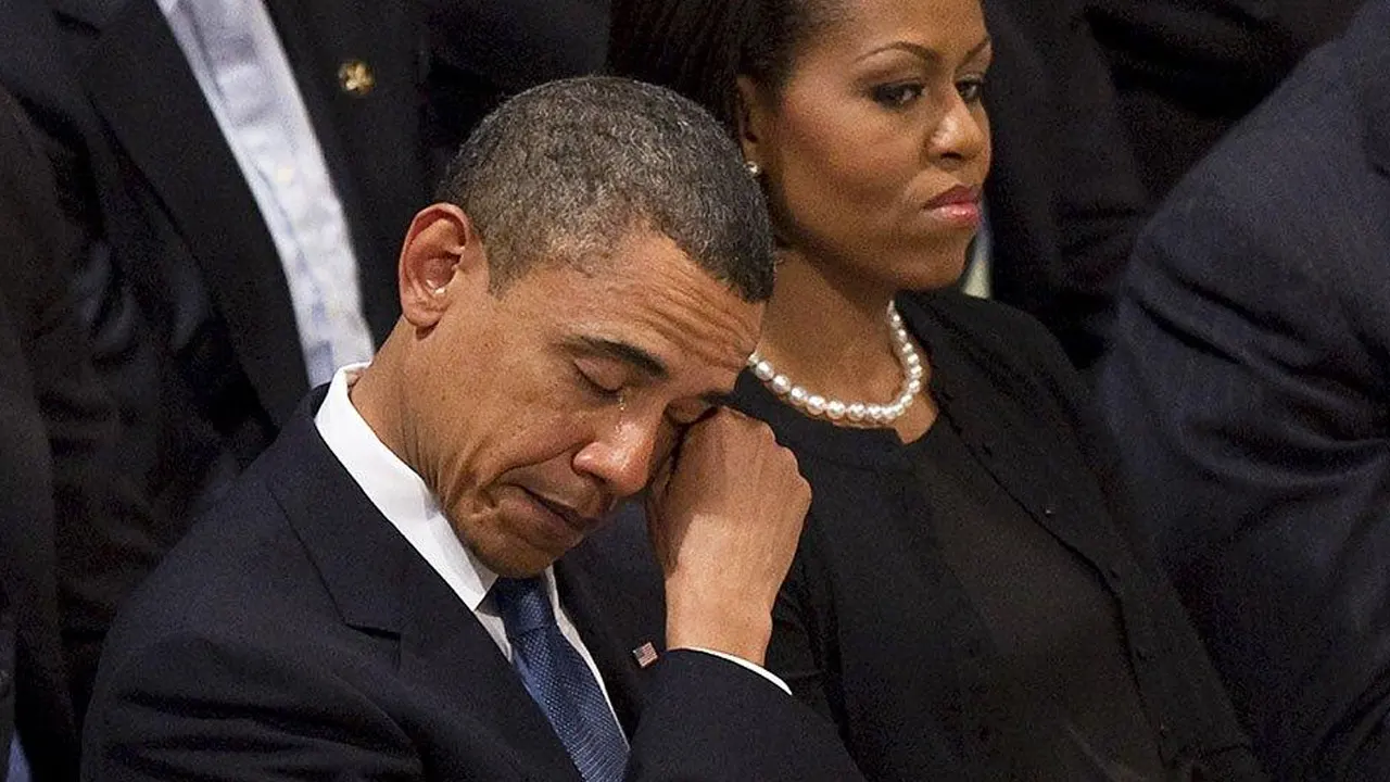 কমলার হারে বারাক ওবামার আবেগঘন স্ট্যাটাস