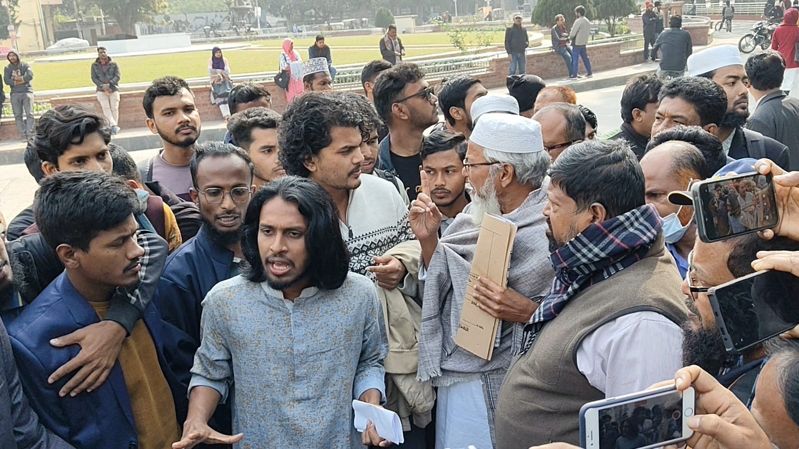 রাবির আইসিটি সেন্টারের পরিচালকের পদত্যাগের আল্টিমেটাম