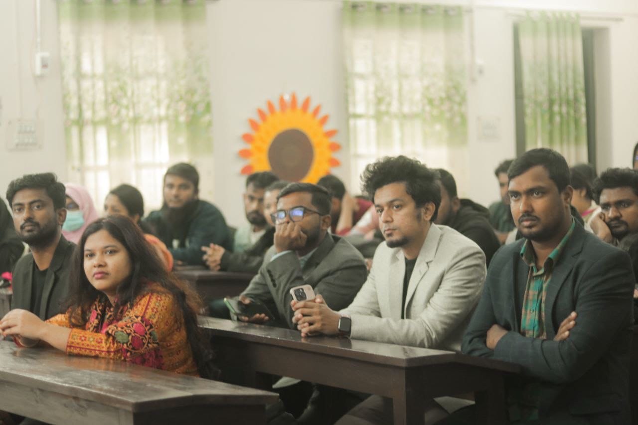 রাবিতে ‘সাসটেইনেবল জার্নালিজম’ শীর্ষক কর্মশালা অনুষ্ঠিত
