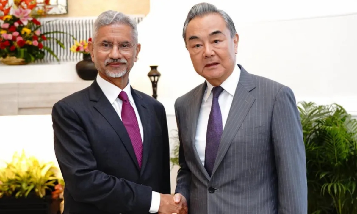 ভারত-চীনকে প্রতিদ্বন্দ্বী নয়, অংশীদার হিসেবে দেখার আহ্বান