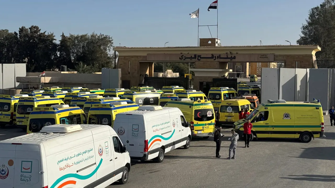 রাফাহ সীমান্তে নতুন জীবনের আশা দেখছে ফিলিস্তিনিরা