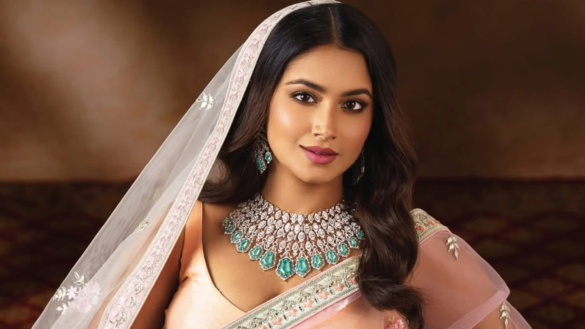 মেকআপের চাপ নিয়ে যা বললেন ফারিণ