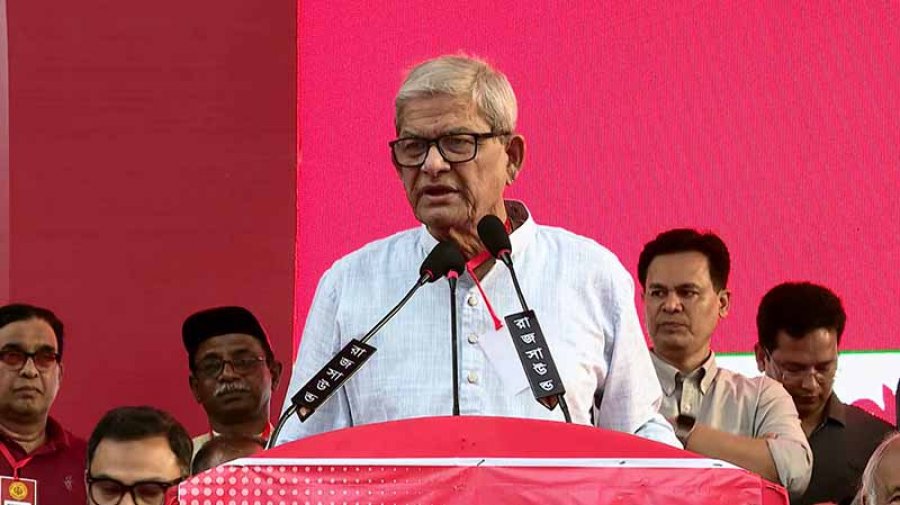 তারেক রহমান দেশকে ধ্বংসস্তূপ থেকে রক্ষা করেছেন: মির্জা ফখরুল