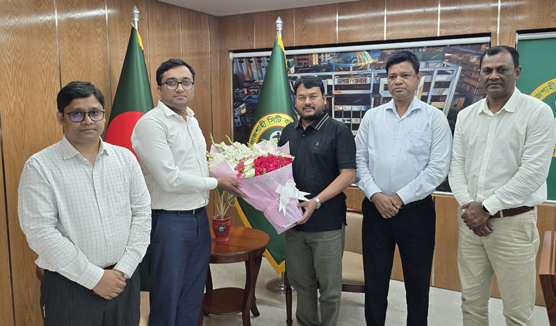 রাসিকে নবনিযুক্ত এক্সিকিউটিভ ম্যাজিস্ট্রেটের যোগদান